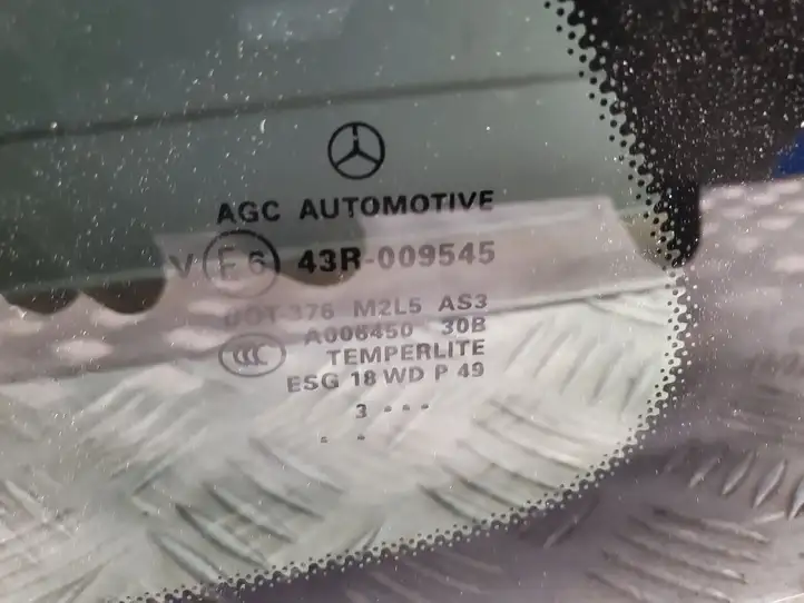 Mercedes-Benz GL X166 (2013 - 2019) A1666700087 Заднее боковое стекло — фото 9
