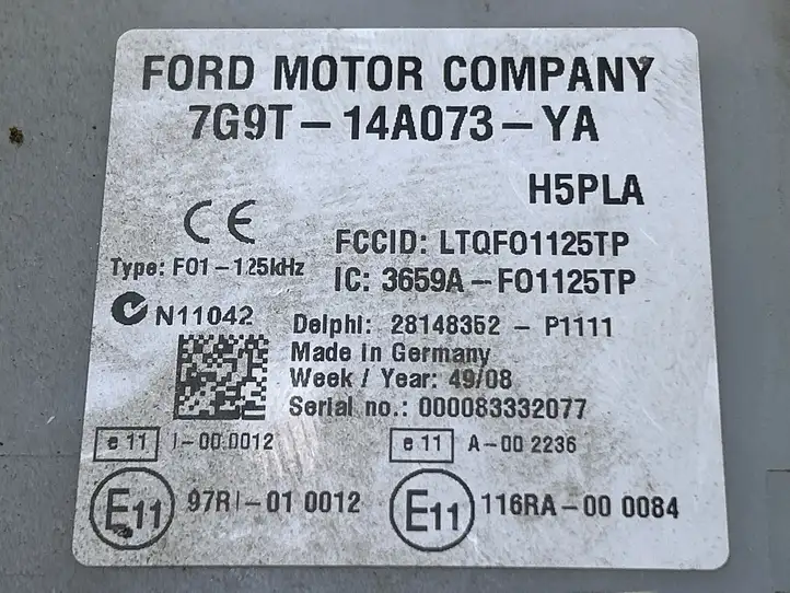 Ford Mondeo MK IV (2007 - 2014) 7G9T14A073YA Блок предохранителей — фото 3