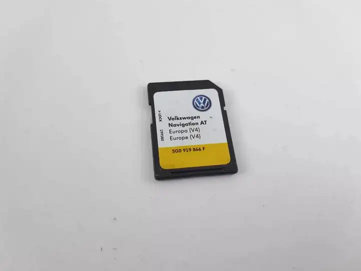 Volkswagen Golf VII (2013 - 2019) 5G0919866F Навигационные карты CD/DVD — фото 1