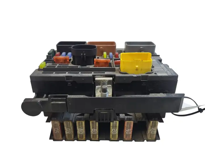 Citroen C5 (2008 - 2017) 9667044980 Блок предохранителей — фото 4
