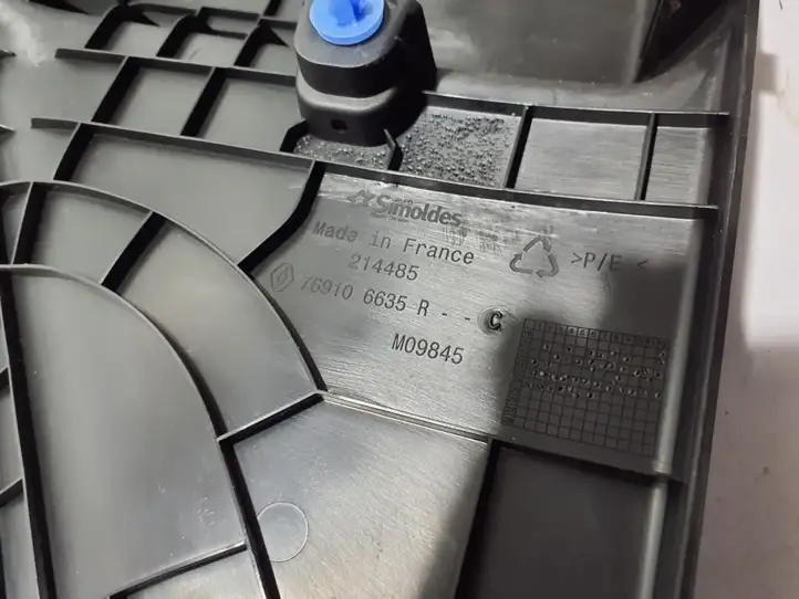 (2021 - ) 769106635R Обшивка стойки у окна — фото 3