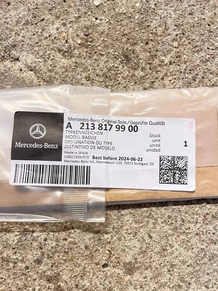 Mercedes-Benz E W213 (2016 - ) A2138179900 Эмблема производителя — фото 2