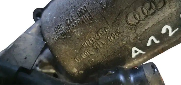 Audi A4 S4 B7 8E 8H (2004 - 2009) 038118389 Кронштейн масляного фильтра — фото 5