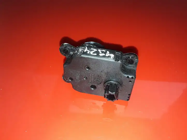 Ford Focus (2015 - 2019) AV6N19E616AA Двигатель задвижки потока воздуха — фото 3