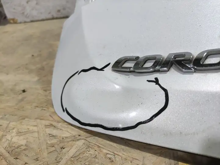 Toyota Corolla E210 E21 (2018 - ) Крышка багажника — фото 3