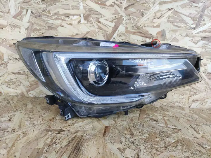 Subaru Outback (BS) (2014 - 2019) Передняя фара — фото 1