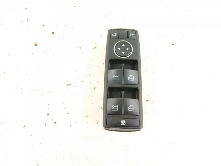 Mercedes-Benz C W204 (2007 - 2014) Блок кнопок стеклоподъемников — фото 1