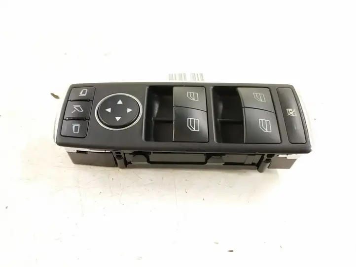 Mercedes-Benz B-class W246 (2011 - 2014) Кнопка стеклоподъемников — фото 2