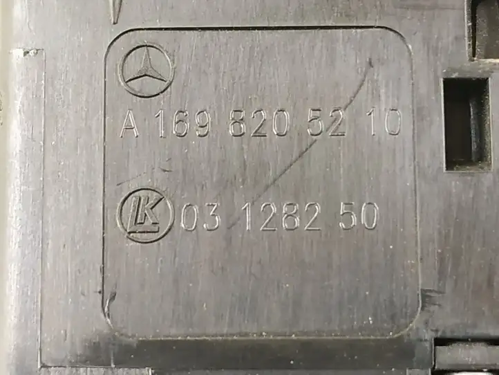 Mercedes-Benz A W169 (2004 - 2012) Кнопка стеклоподъемников — фото 4