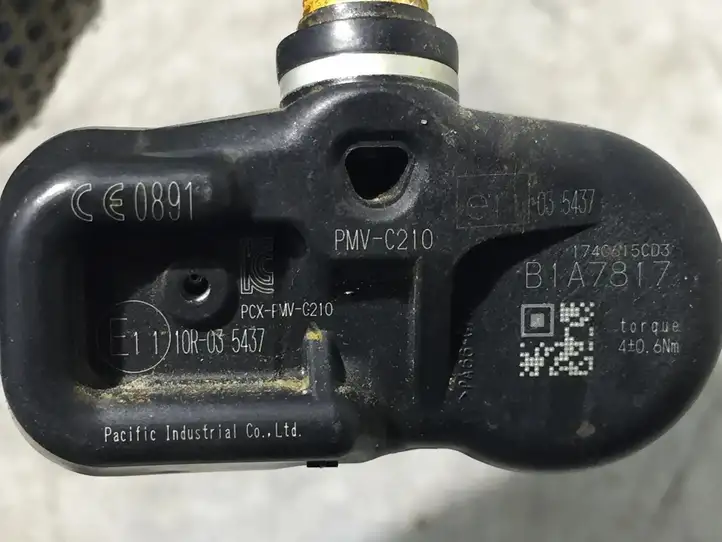 Toyota Yaris (2014 - 2019) PCXPMVC210 Датчик давления шин — фото 3