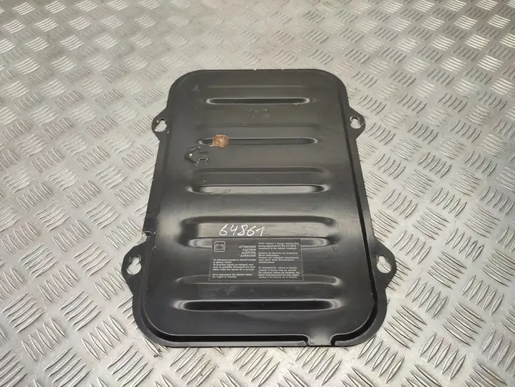 Opel Vivaro (2006 - 2014) 8200403170 Крышка ящика аккумулятора — фото 5