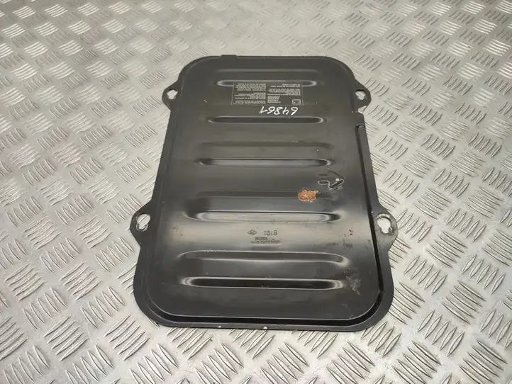 Opel Vivaro (2006 - 2014) 8200403170 Крышка ящика аккумулятора — фото 7