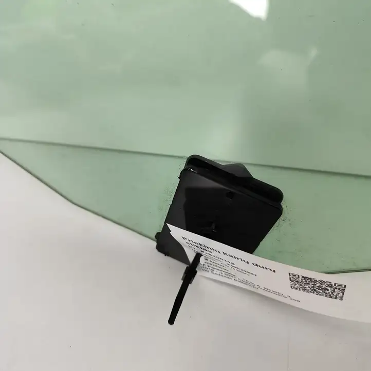 Tesla Model 3 (2017 - 2023) 107790099A Стекло передней двери — фото 6