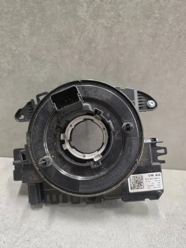Audi A1 (2010 - 2014) 5K0953569H Контактное кольцо SRS — фото 1