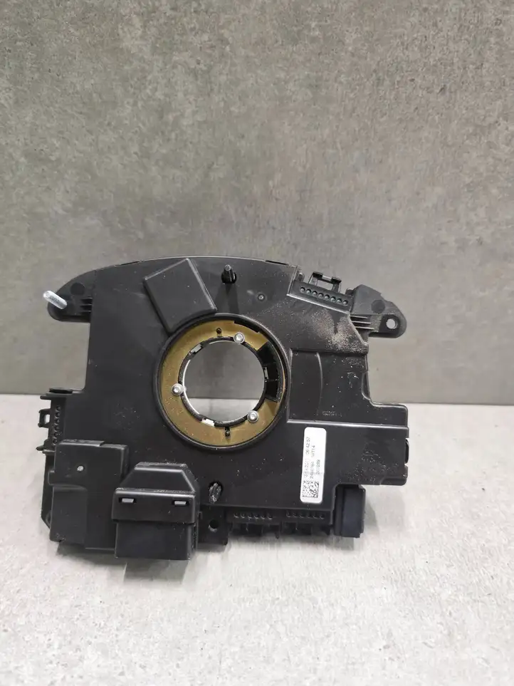 Audi A1 (2010 - 2014) 5K0953569H Контактное кольцо SRS — фото 3