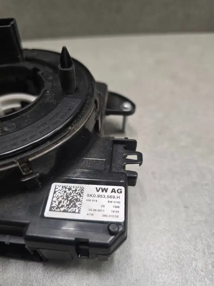 Audi A1 (2010 - 2014) 5K0953569H Контактное кольцо SRS — фото 4