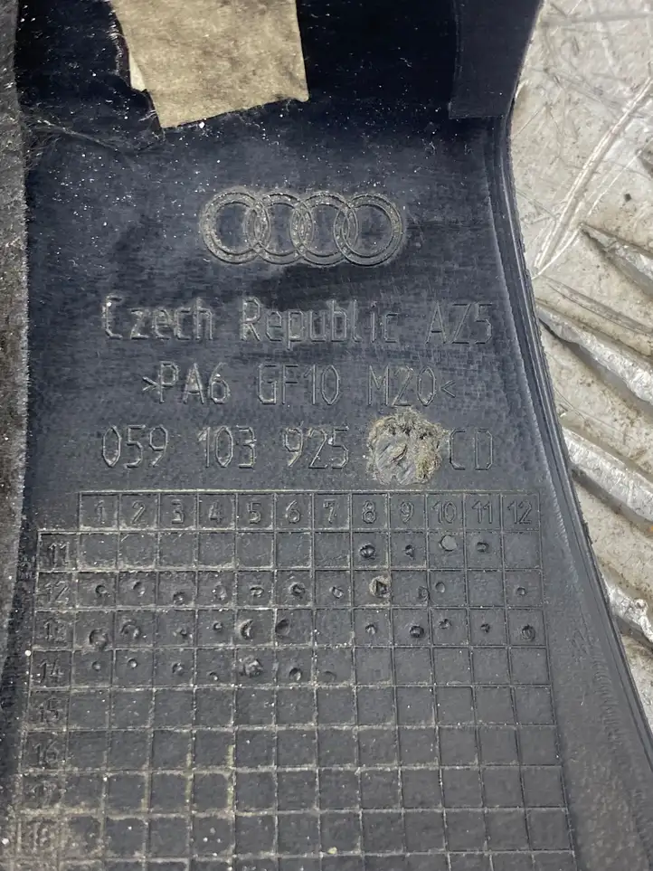 Audi Q5 SQ5 (2012 - 2017) 059103925CD Крышка двигателя декоративная — фото 9