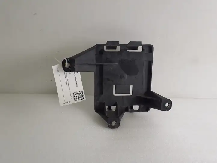 Hummer H3 (2005 - 2010) 15200881 Кронштейн ЭБУ двигателя — фото 1