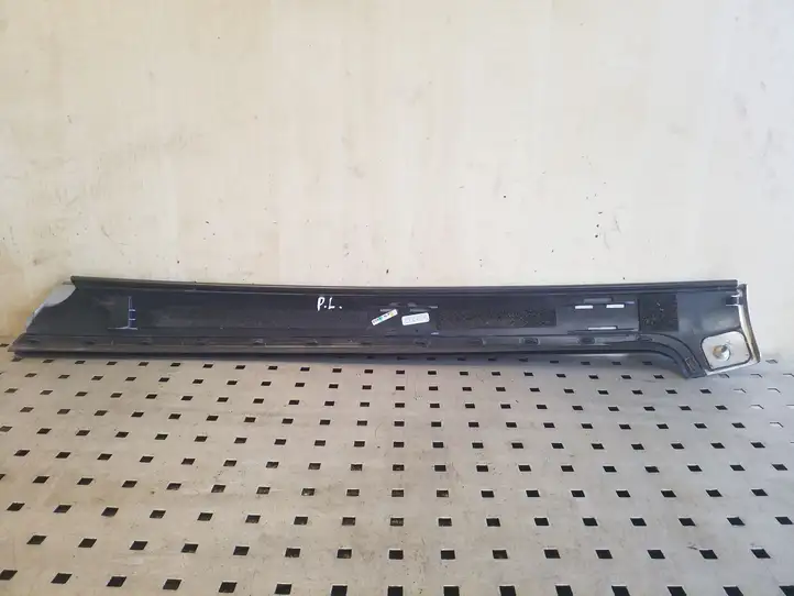 Audi S5 8T (2011 - 2016) 8F0853265D Накладка стоек лобового стекла — фото 4