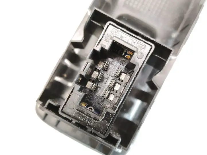 Volkswagen Up (2011 - ) 1S0867255E Кнопка стеклоподъемников — фото 8