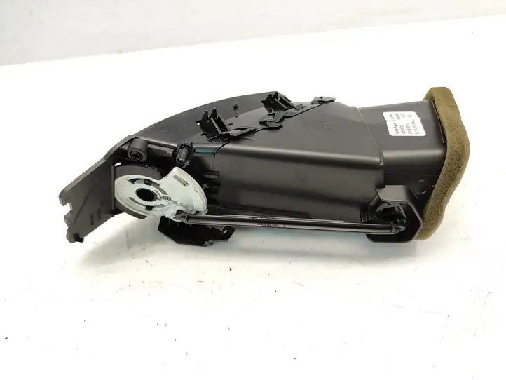 Opel Astra J (2009 - 2012) 13261539 Боковой воздушный дефлектор — фото 3