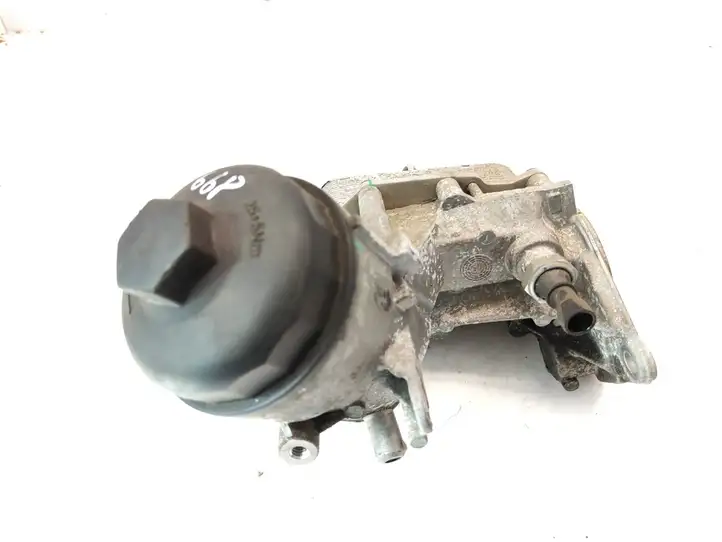Opel Astra J (2009 - 2012) 55577343 Кронштейн масляного фильтра — фото 4