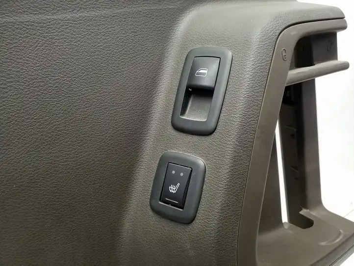 Chrysler Town & Country V (2010 - 2016) 1QT11HL9AA Обшивка раздвижной двери — фото 3