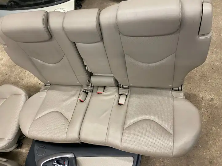 Toyota RAV 4 (XA30) (2006 - 2016) Комплект отделки дверей — фото 4
