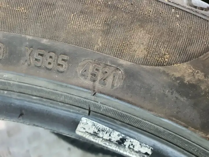 Volvo S60 (2010 - 2013) PIRELLI Летняя шина R20 — фото 2