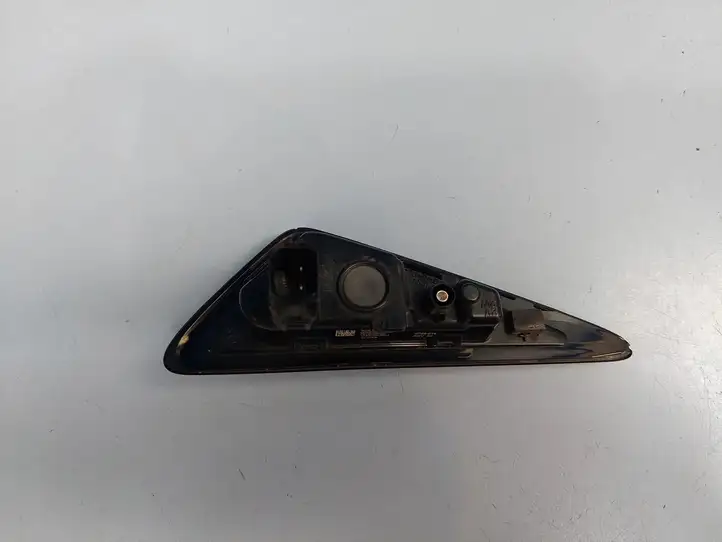 Tesla Model 3 (2017 - 2023) 112510650J Боковая камера в крыле — фото 4