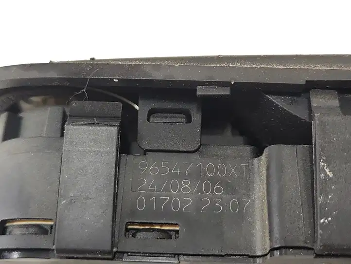 Citroen C4 I Picasso (2006 - 2013) 96547100 Блок кнопок стеклоподъемников — фото 2