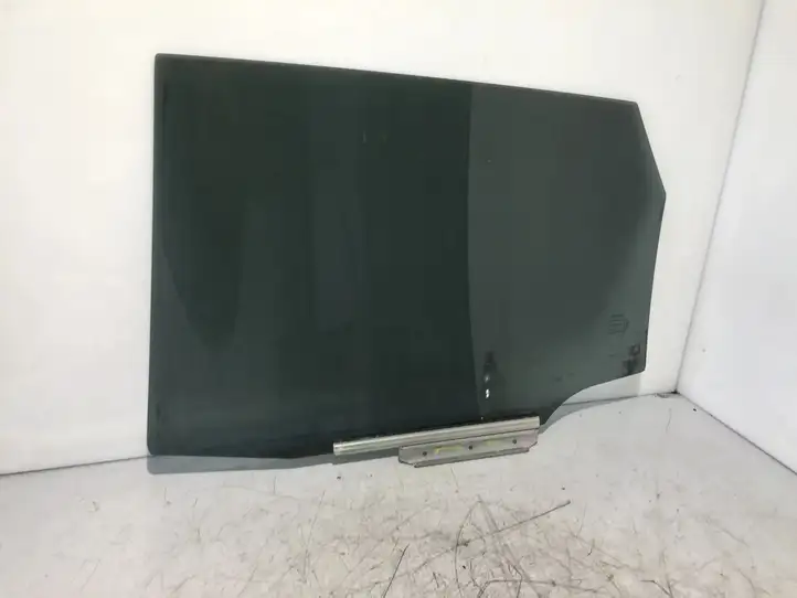 Toyota Auris E180 (2012 - 2018) 43R006723 Стекло задней двери — фото 3
