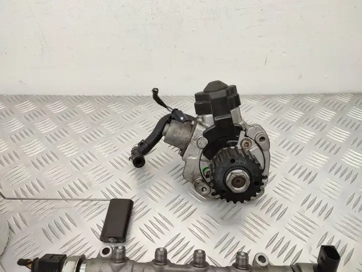 Seat Leon (5F) (2012 - 2019) 04L130277D Комплект системы впрыска — фото 21