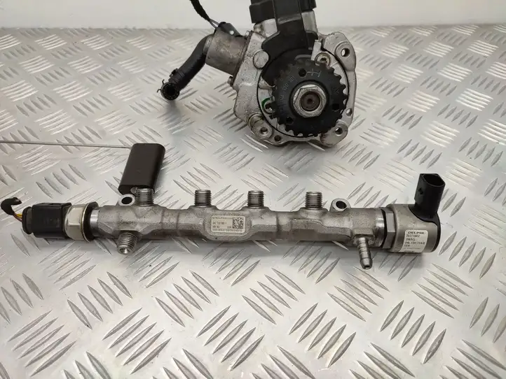 Seat Leon (5F) (2012 - 2019) 04L130277D Комплект системы впрыска — фото 24