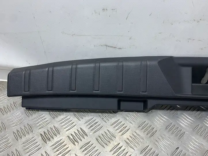 Subaru Outback (BT) (2019 - ) 95073AN010 Отделка порога багажника — фото 7