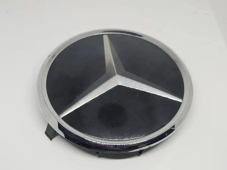 Mercedes-Benz SL R230 (2001 - 2012) A2308880186 Эмблема автомобиля — фото 1