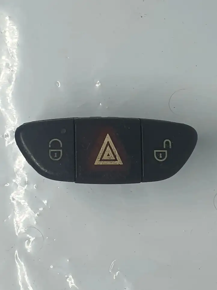 Mercedes-Benz SL R230 (2001 - 2012) 2308213451 Включатель аварийных фонарей — фото 1