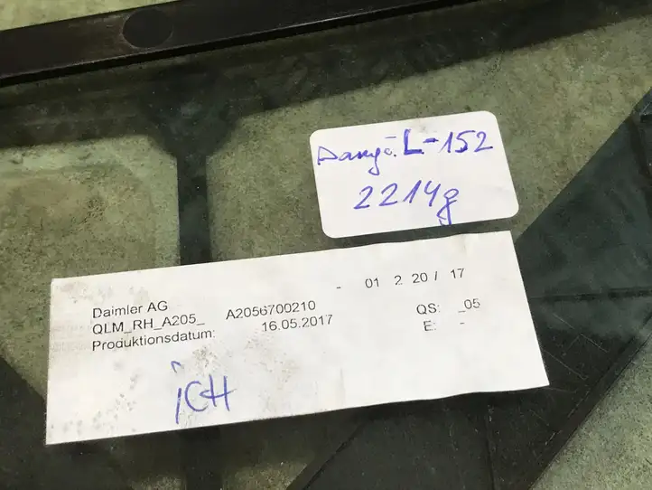 Mercedes-Benz C AMG W205 (2014 - ) A2056700210 Заднее боковое стекло — фото 5