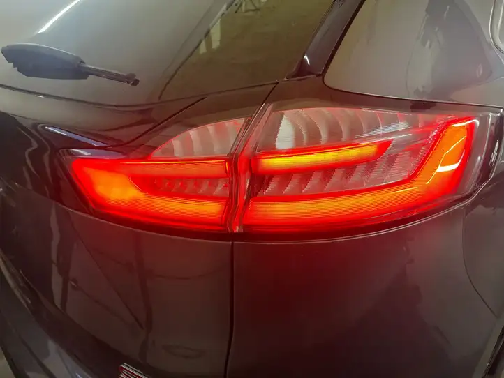 Ford Edge II (2015 - ) KT4B13A602 Задний фонарь в крышке багажника — фото 5