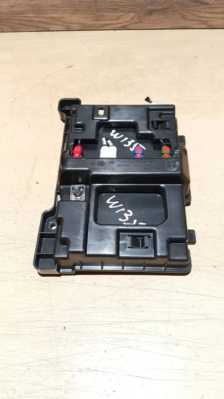 Peugeot Partner III (2018 - ) 9865574280 GPS антенна — фото 4