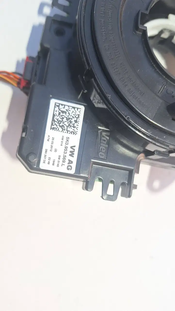Volkswagen Touran II (2010 - 2016) 5K0953569L Контактное кольцо SRS — фото 4