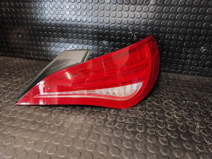 Mercedes-Benz CLA C117,X117,W117 (2013 - 2019) A1179062400 Задний фонарь в кузове — фото 4