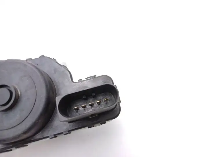 Mercedes-Benz ML W166 (2012 - 2017) A0024705494 Насос AdBlue — фото 7