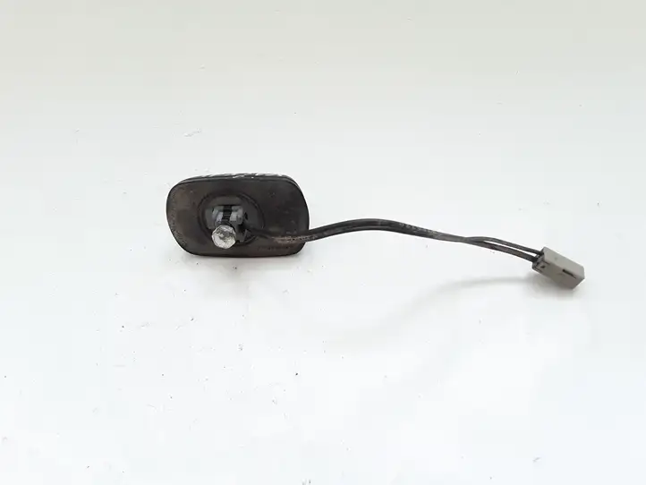 Nissan Qashqai (2006 - 2010) GPS антенна — фото 3