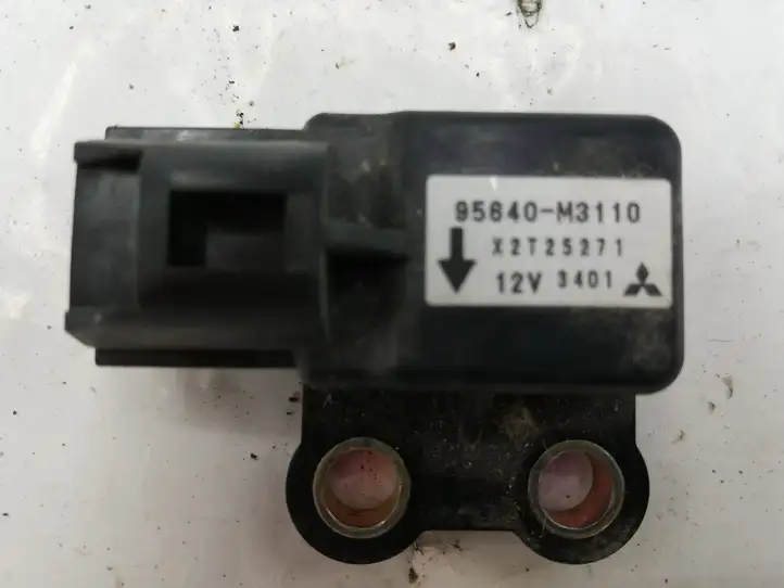 Hyundai Santa Fe (2000 - 2005) 95640M3110 Датчик удара SRS — фото 3