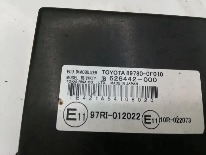 Toyota Corolla Verso E121 (2001 - 2004) 897800F010 Блок иммобилайзера — фото 3