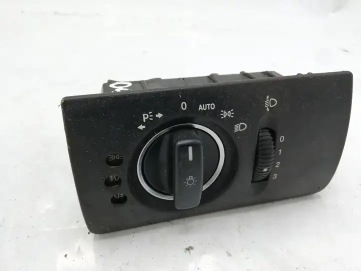 Mercedes-Benz ML W164 (2005 - 2011) A1645450204 Включатель фонарей — фото 1