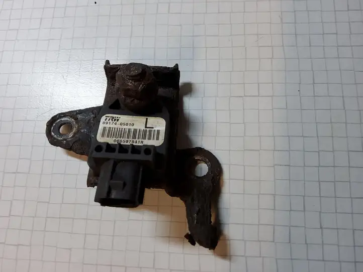 Toyota Avensis T250 (2003 - 2006) 8917405010 Датчик удара SRS — фото 1