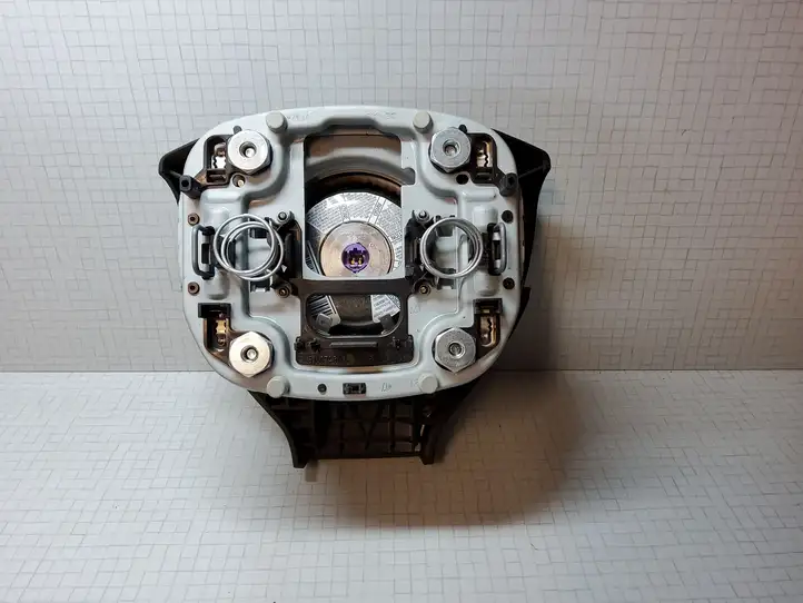 Volkswagen PASSAT B6 (2005 - 2010) 1K088021BT Подушка безопасности руля — фото 3