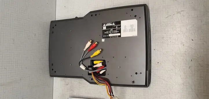 Kia Sorento (2002 - 2006) JVC Модуль управления видео — фото 6